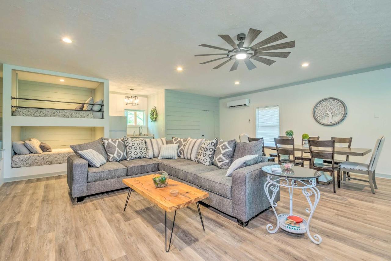 Stunning 2-Building Rental - Walk To Marina! Celina Luaran gambar